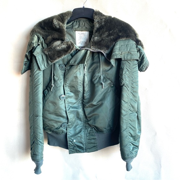 Alpha Industries N2B Bomber-EUC - Picture 1 of 12